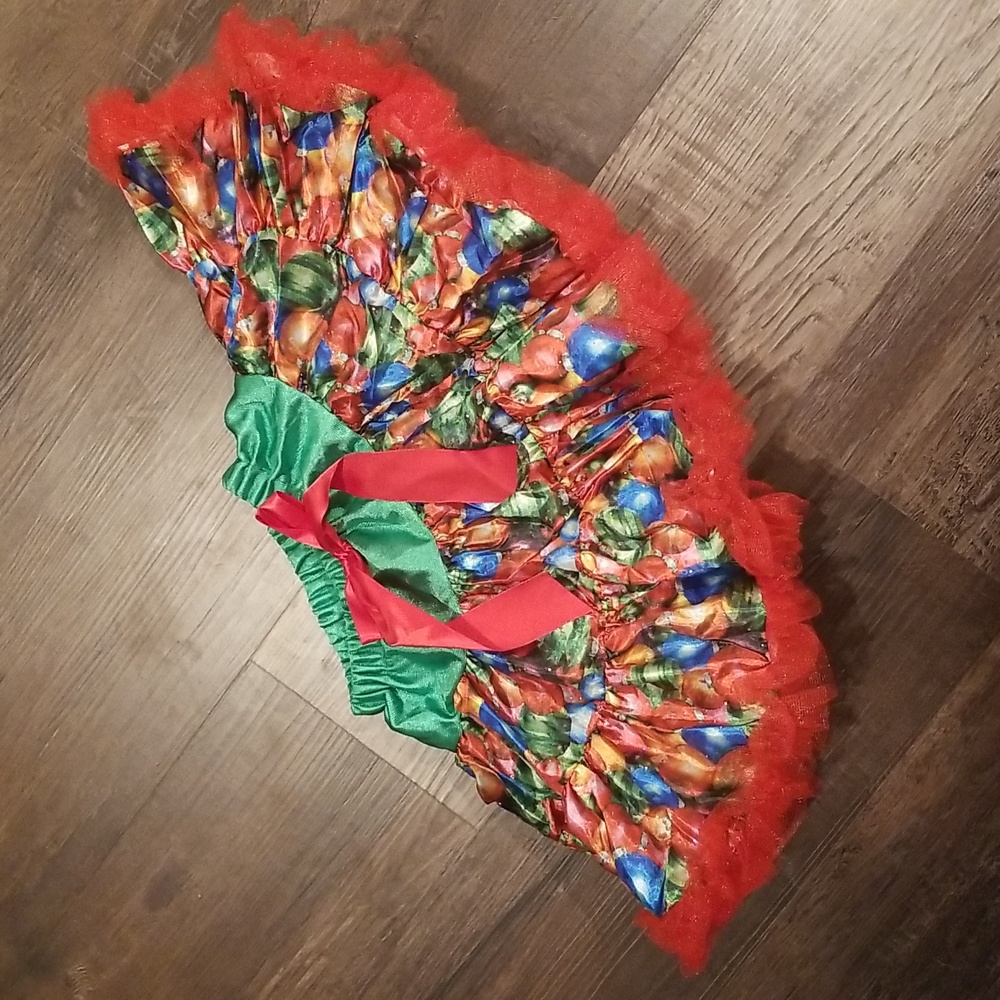 Christmas tutu, crinoline, petticoat or pettiskirt sz small, Christmas Ornament